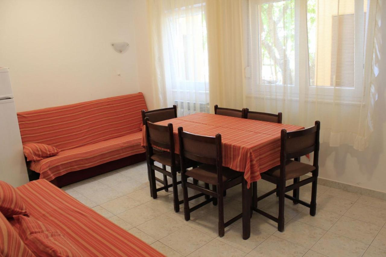 Apartments And Rooms Jagoda - Comfy And Cozy 扎达尔 外观 照片