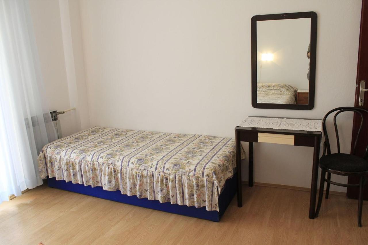 Apartments And Rooms Jagoda - Comfy And Cozy 扎达尔 外观 照片